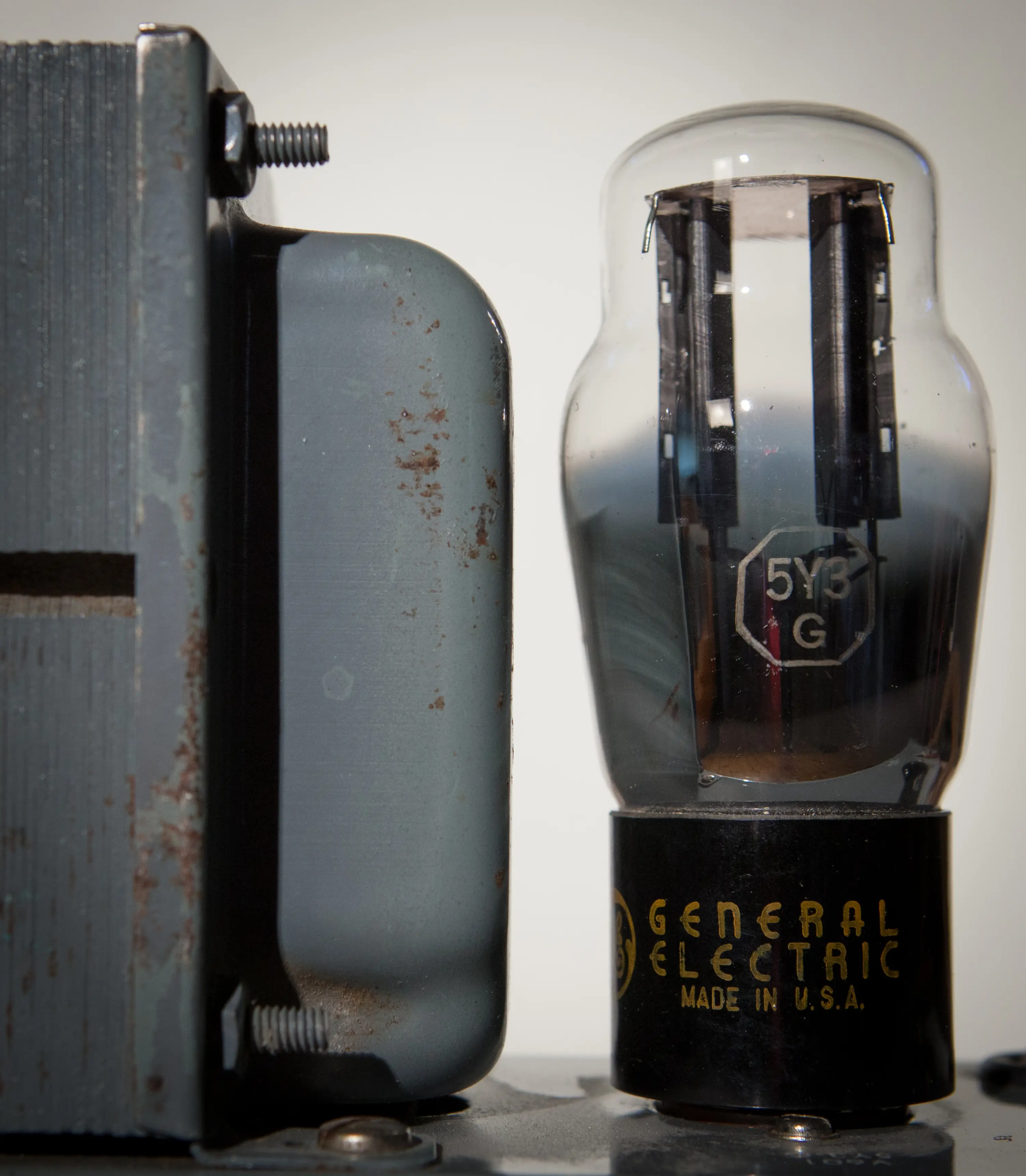 Soundtoys Decapitator - Detailed interface